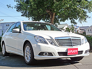 W212 E300 カルサイトホワイト